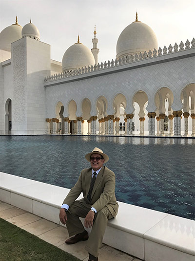 Cooling off at the Grand Mosque in Abu Dhabi, UAE (2017)
